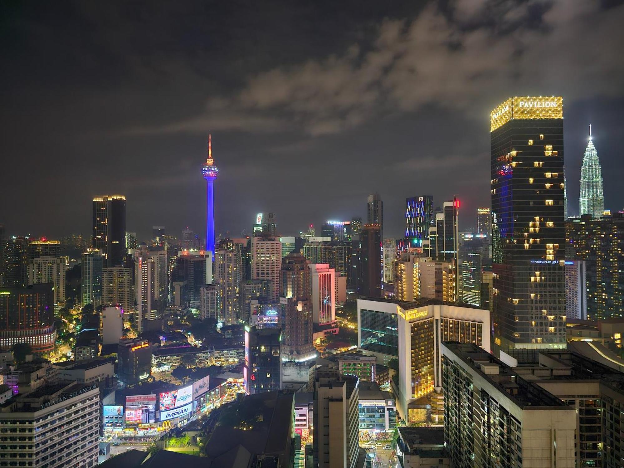 1 Min To Pavilion Bukit Bintang Luna Suites Kuala Lumpur Ngoại thất bức ảnh