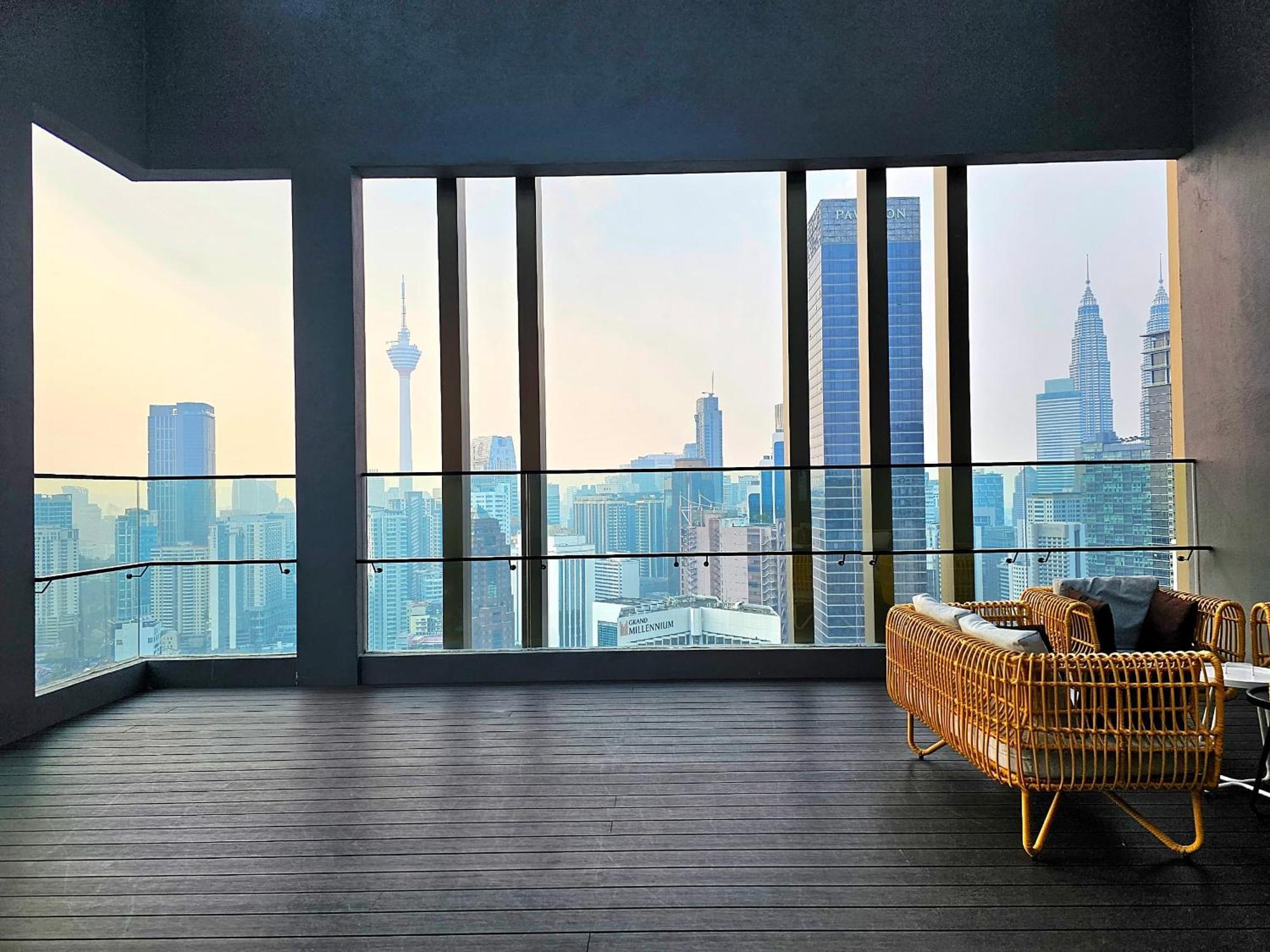 1 Min To Pavilion Bukit Bintang Luna Suites Kuala Lumpur Ngoại thất bức ảnh